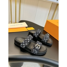 Louis Vuitton Slippers